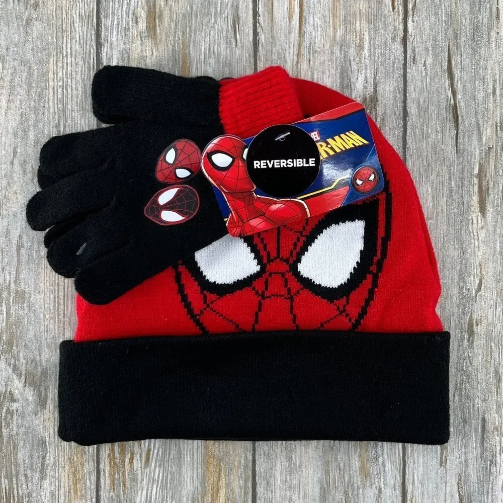 Spider-Man Reversible Beanie Hat and Glove Set